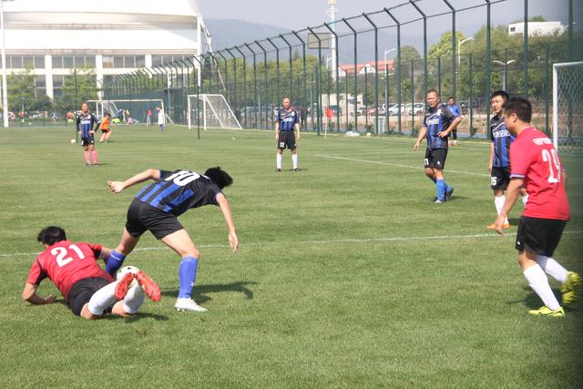 亚运会-王思雨绝杀!中国女篮险胜日本夺得金牌